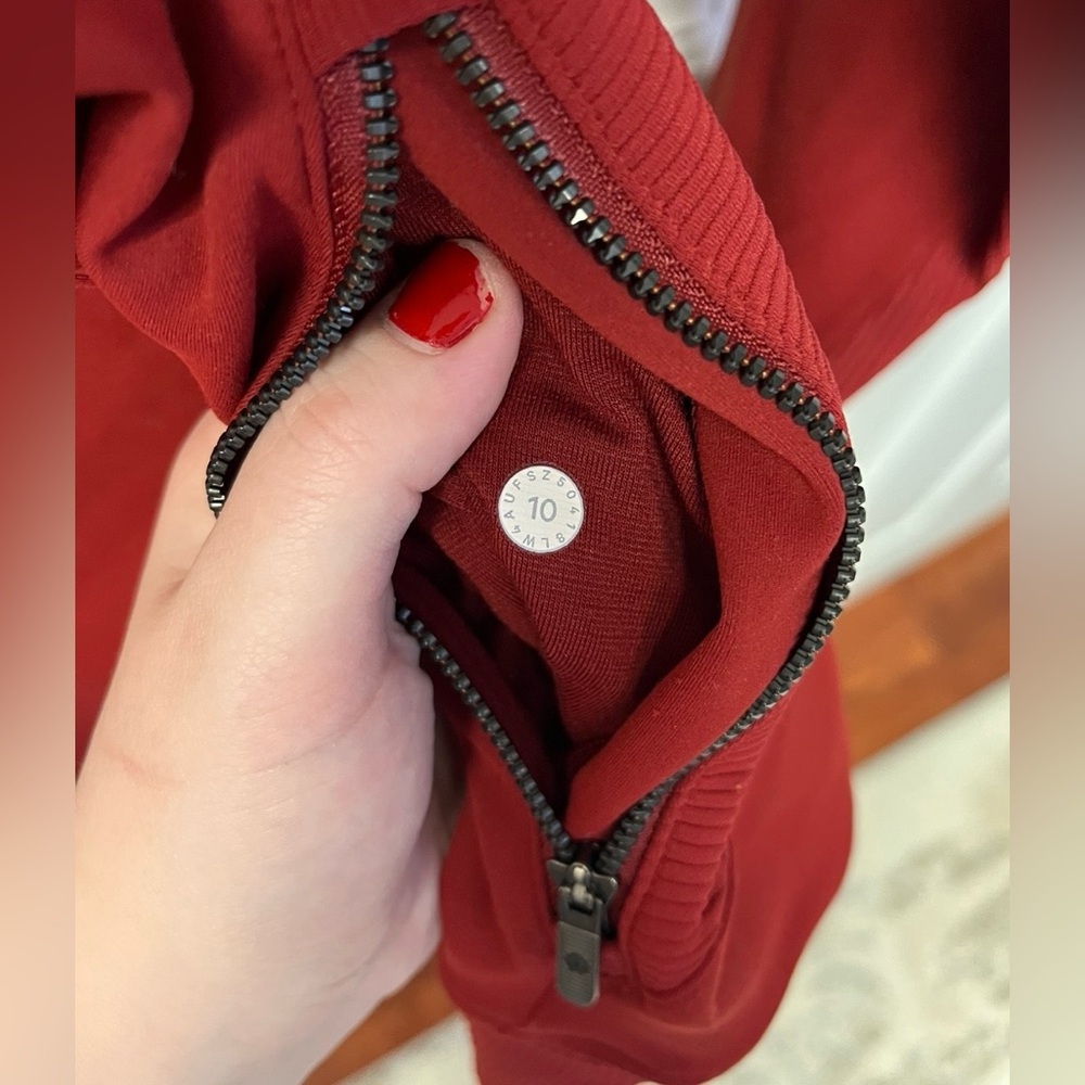 Lululemon Movement To Movement Jacket - Sz 10 - Picture 5 of 5